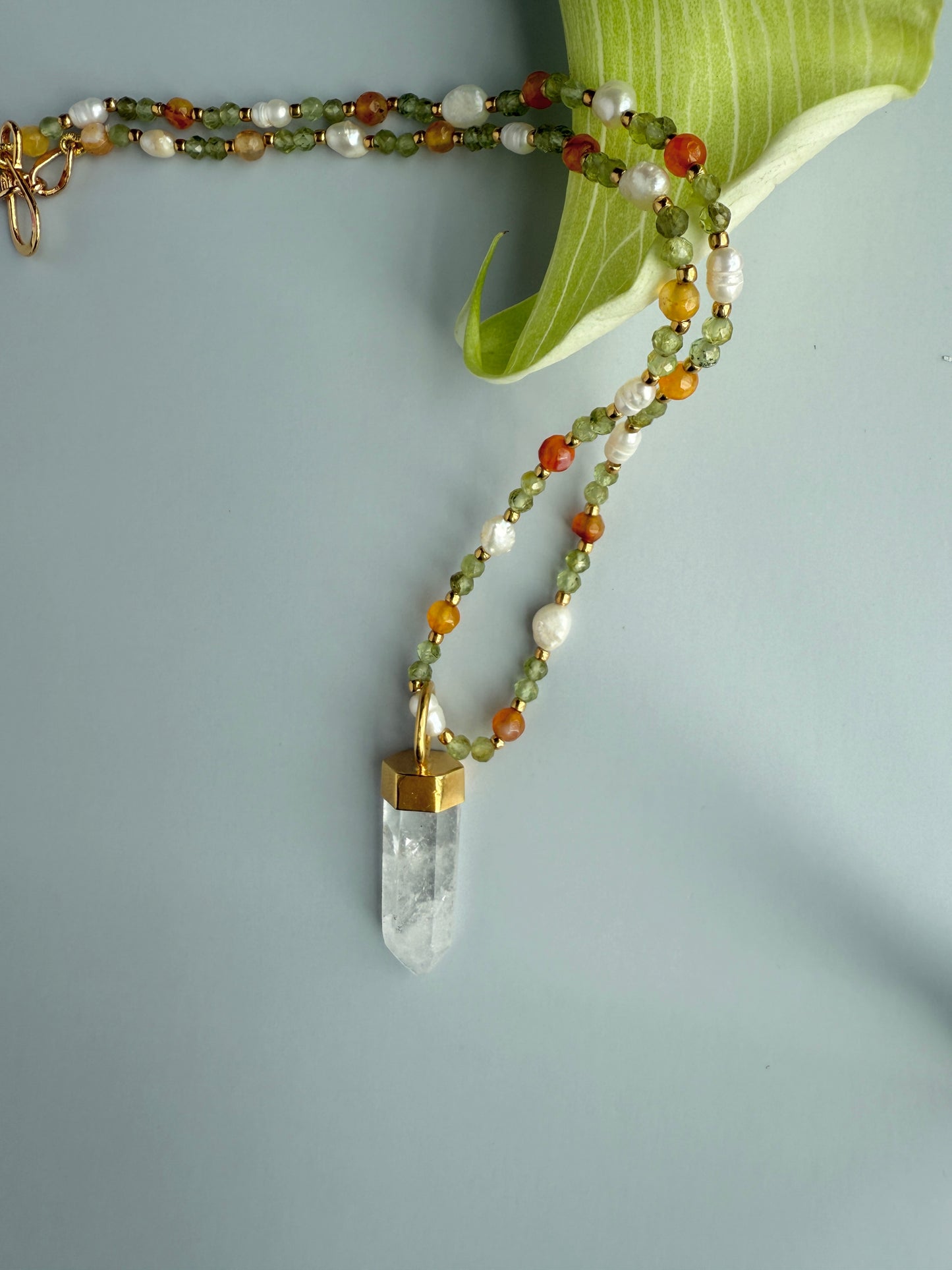 Freshwater Pearls, Peridot & Clear Quartz (removable crystal)