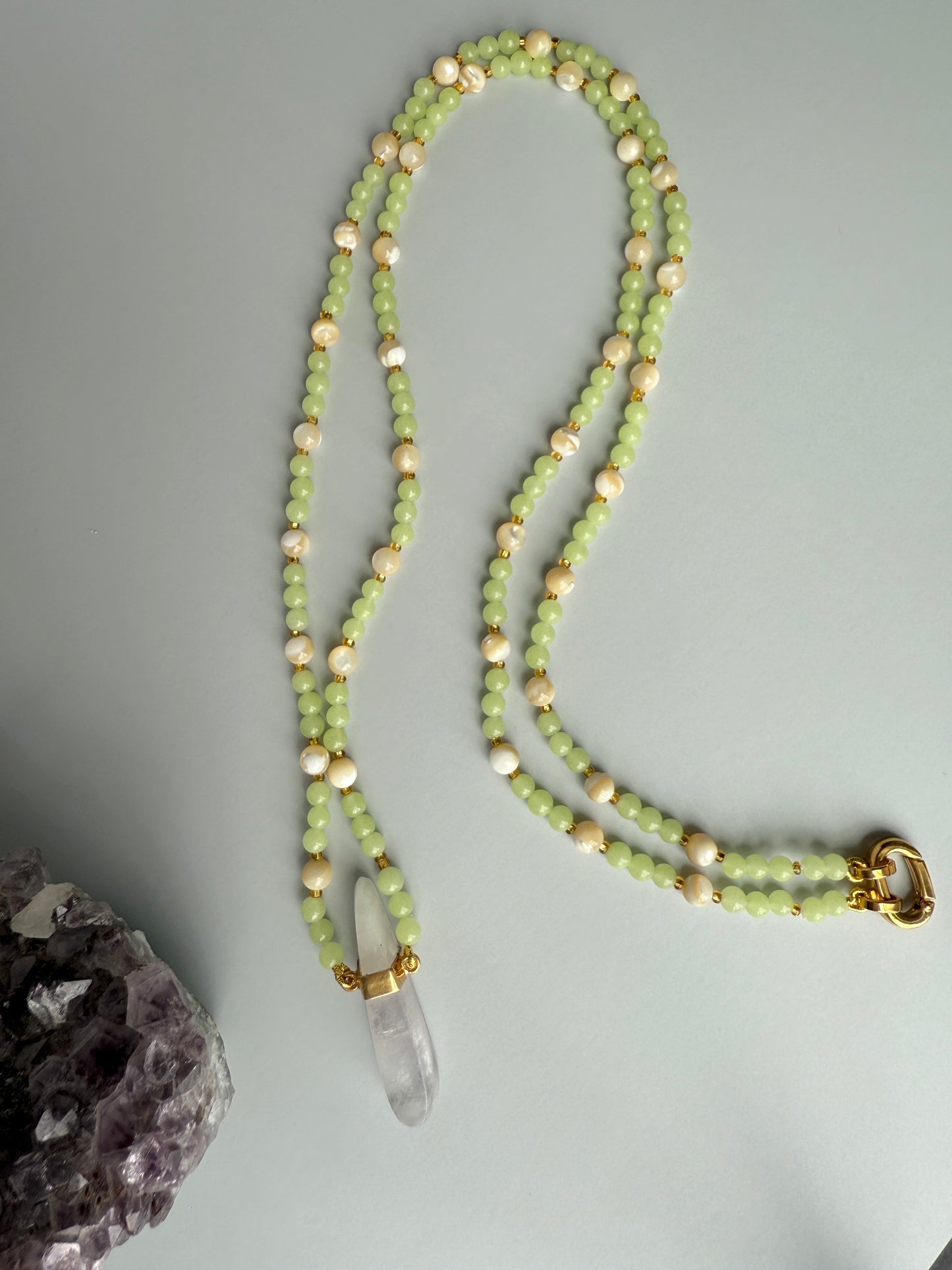 Lime Quartz, Mother of Pearl & Amethyst, 32"