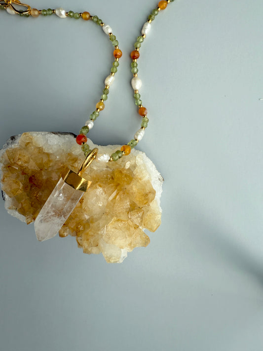 Freshwater Pearls, Peridot & Clear Quartz (removable crystal)