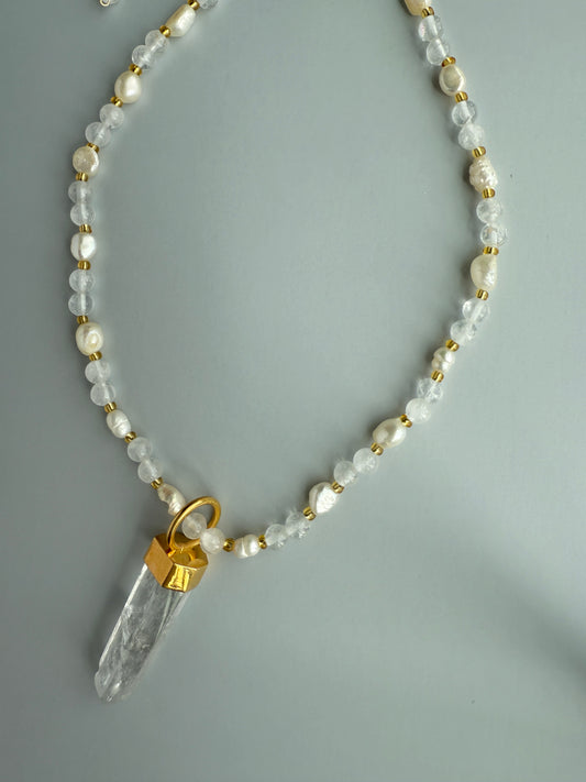Freshwater Pearls & Clear Quartz (removable crystal)